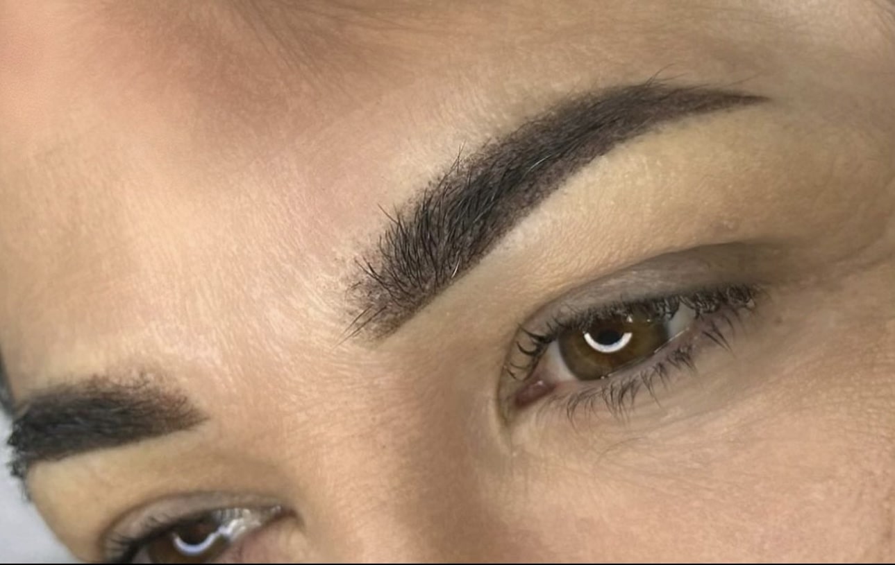 Ombre brows